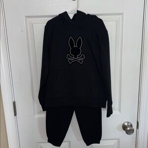 Boys, psycho bunny, black sweatsuit size small 7-8
